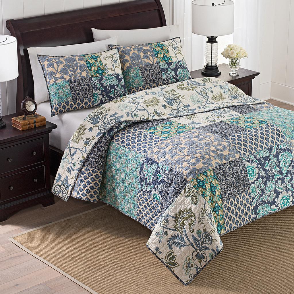 Bedding on sale quilts queen