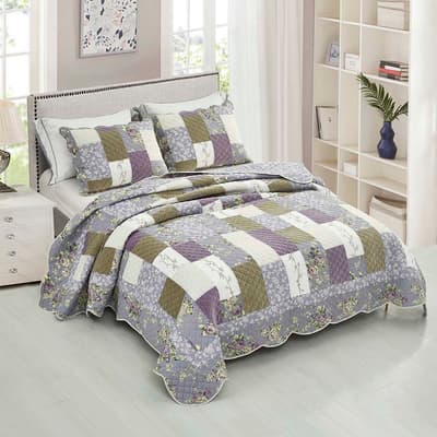 Beverly Pieced Quilt - Queen