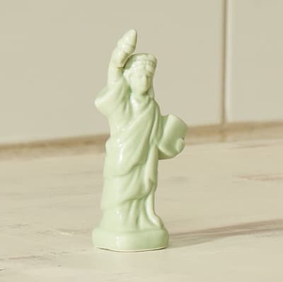 Statue Of Liberty Mini Pepper Shaker