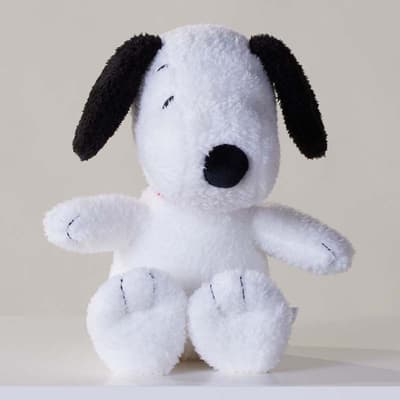 Snoopy Cuteeze Plush