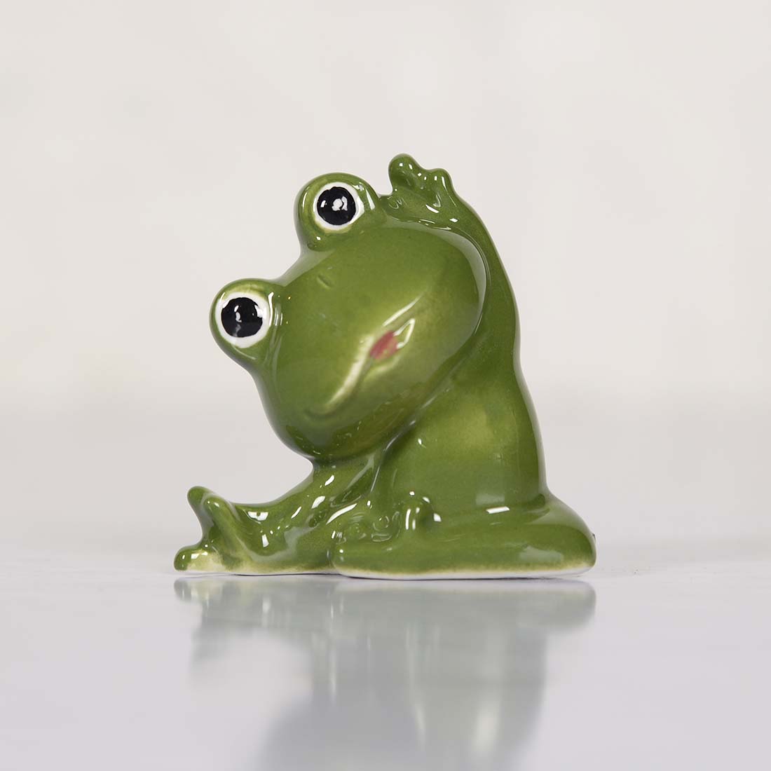 Mini Stretch Yoga Frog Pepper Shaker Cracker Barrel