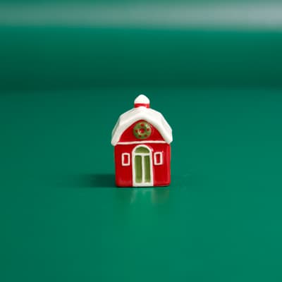 Barn Mini Pepper Shaker