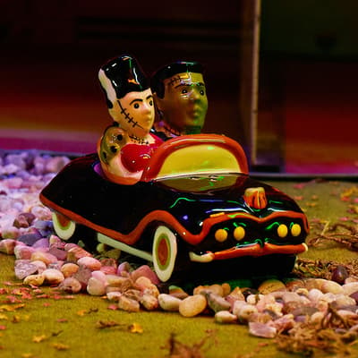 Frankenstein Couple In Car Salt and Pepper Set