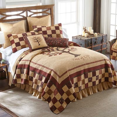 Quilts and Bedding - Cracker Barrel Old Country Store