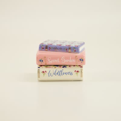 Stacked Books Salt and Pepper Set