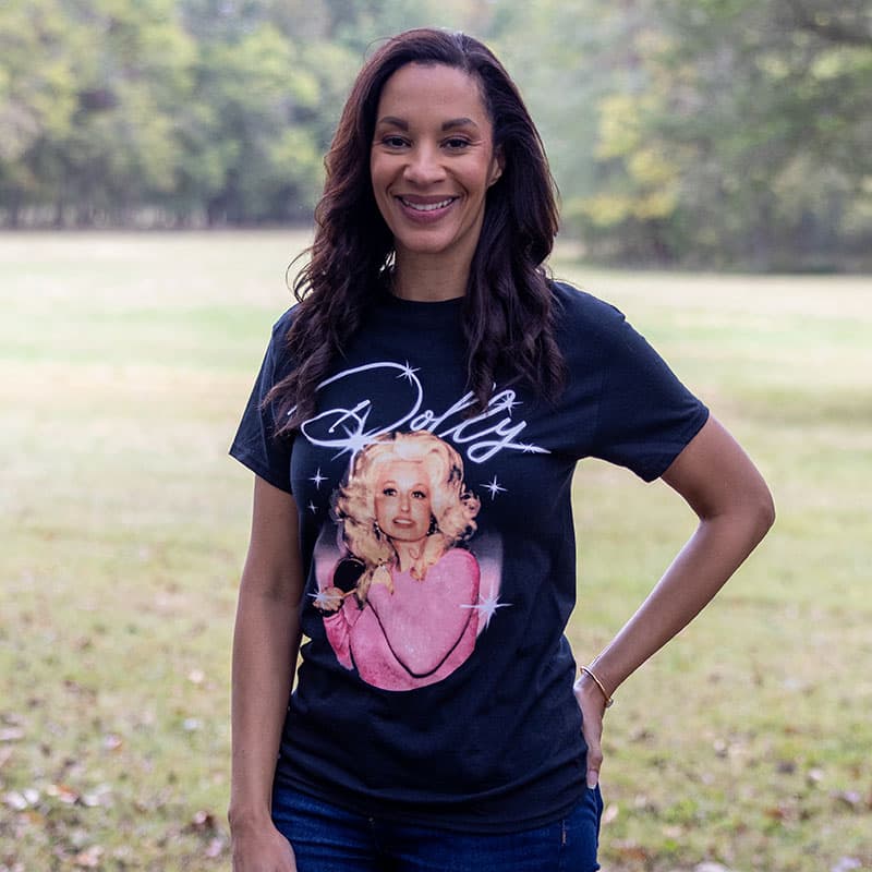 Dolly Photo Black Tee - Cracker Barrel