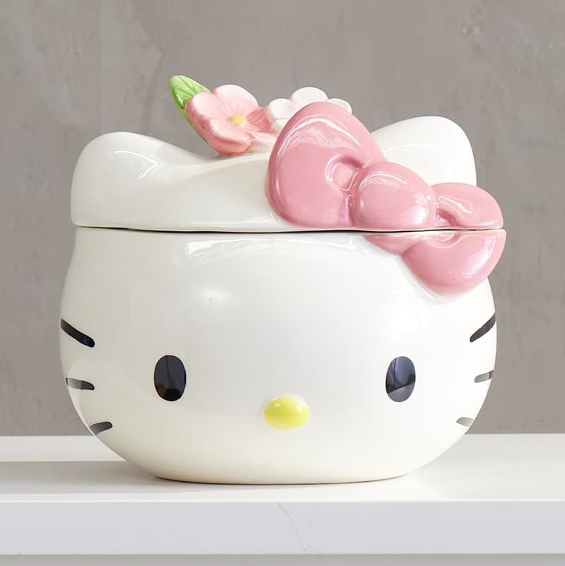 Hello Kitty Cookie Jar - Cracker Barrel