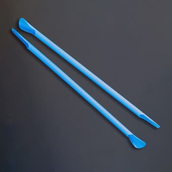 Small Angled Disposable Plastic Spatulas (100ct) - Beauticom, Inc.