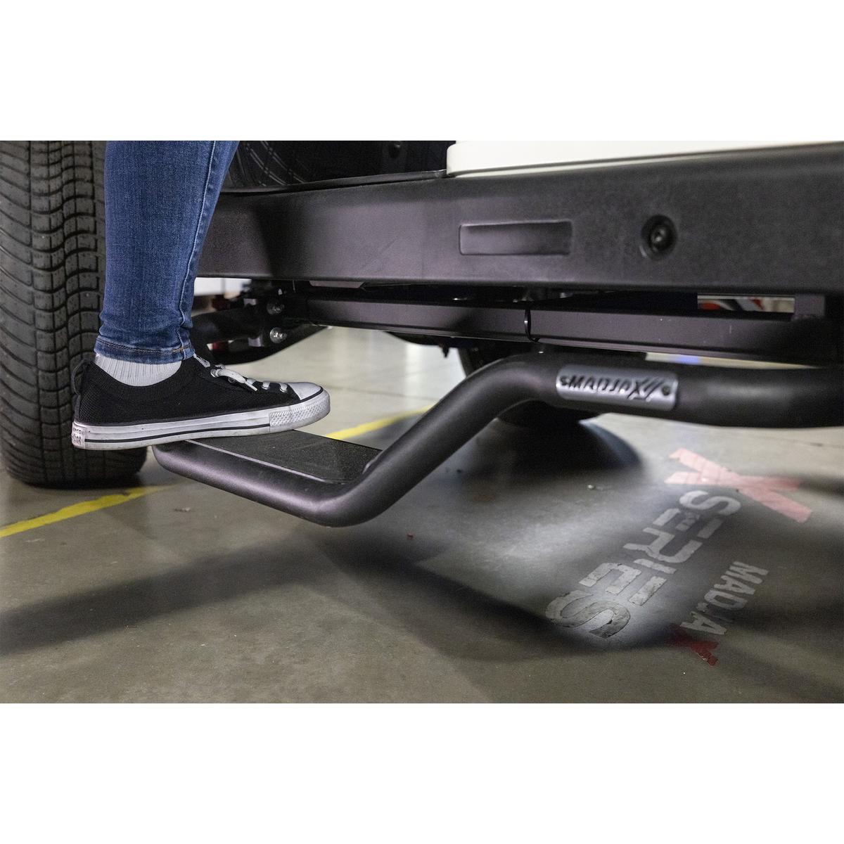 MadJax&reg; Recon Step Bar with Side Step