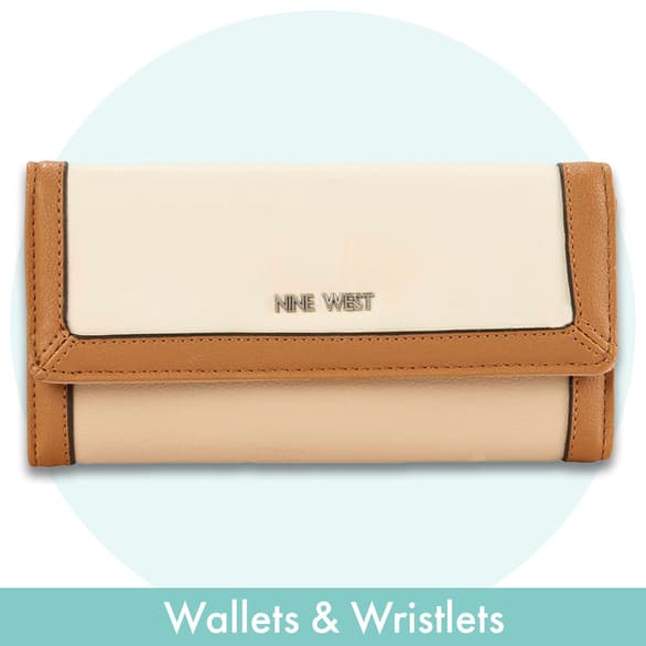 Shop All Wallets & Wristlets