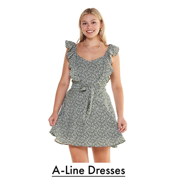 Junior Dresses for Teens Formal Casual Boscov s