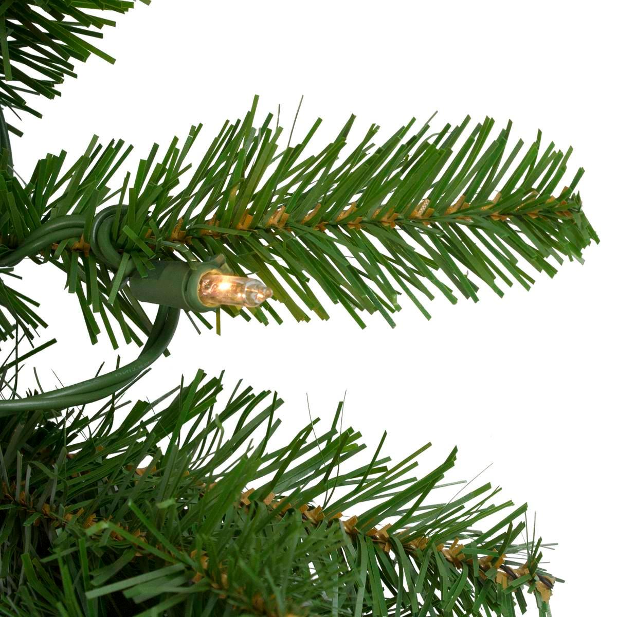 Northlight Seasonal 48in. Pre-Lit Eastern Pine Christmas Wreath