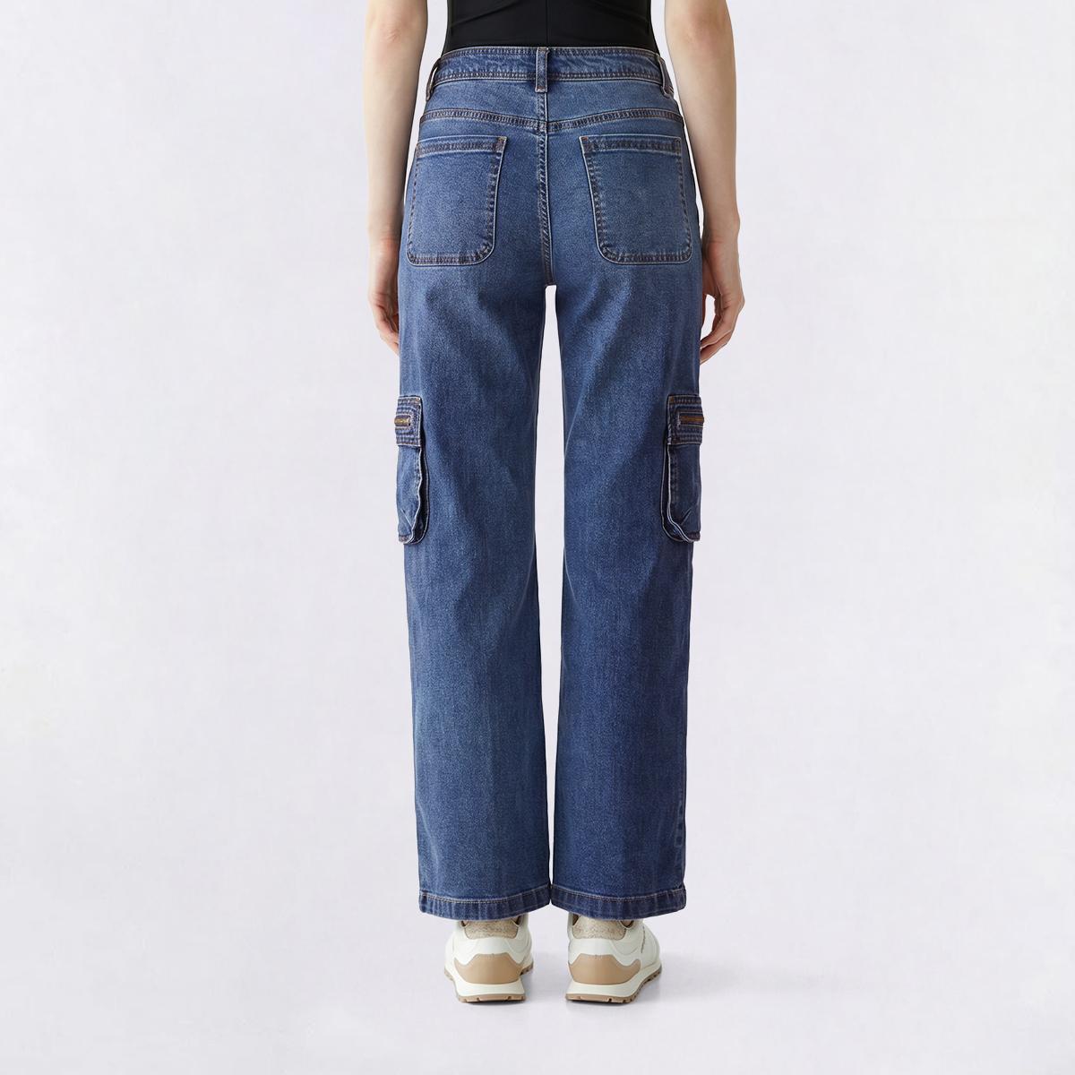 Juniors Celebrity Pink Mid Rise Wide Leg Cargo Jeans