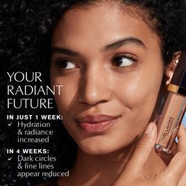 Estée Lauder™Futurist Soft Touch Brightening Skincealer Concealer