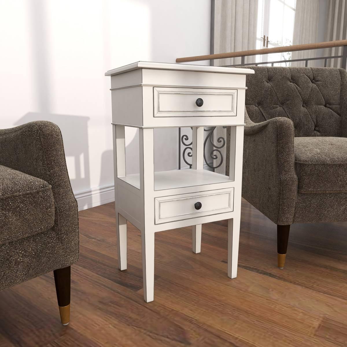 9th & Pike® White Pine Traditional Accent Table
