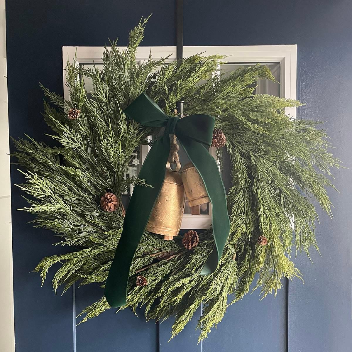 Northlight Seasonal 24in. Cedar Artificial Christmas Wreath