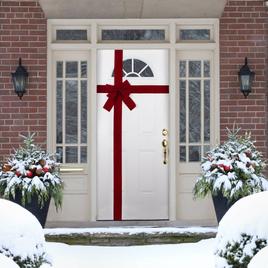 Northlight Seasonal 14in. Classic Red Velvet Christmas Door Bow