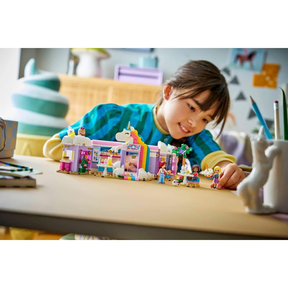 LEGO® Friends Unicorn Dream Cafe Building Kit