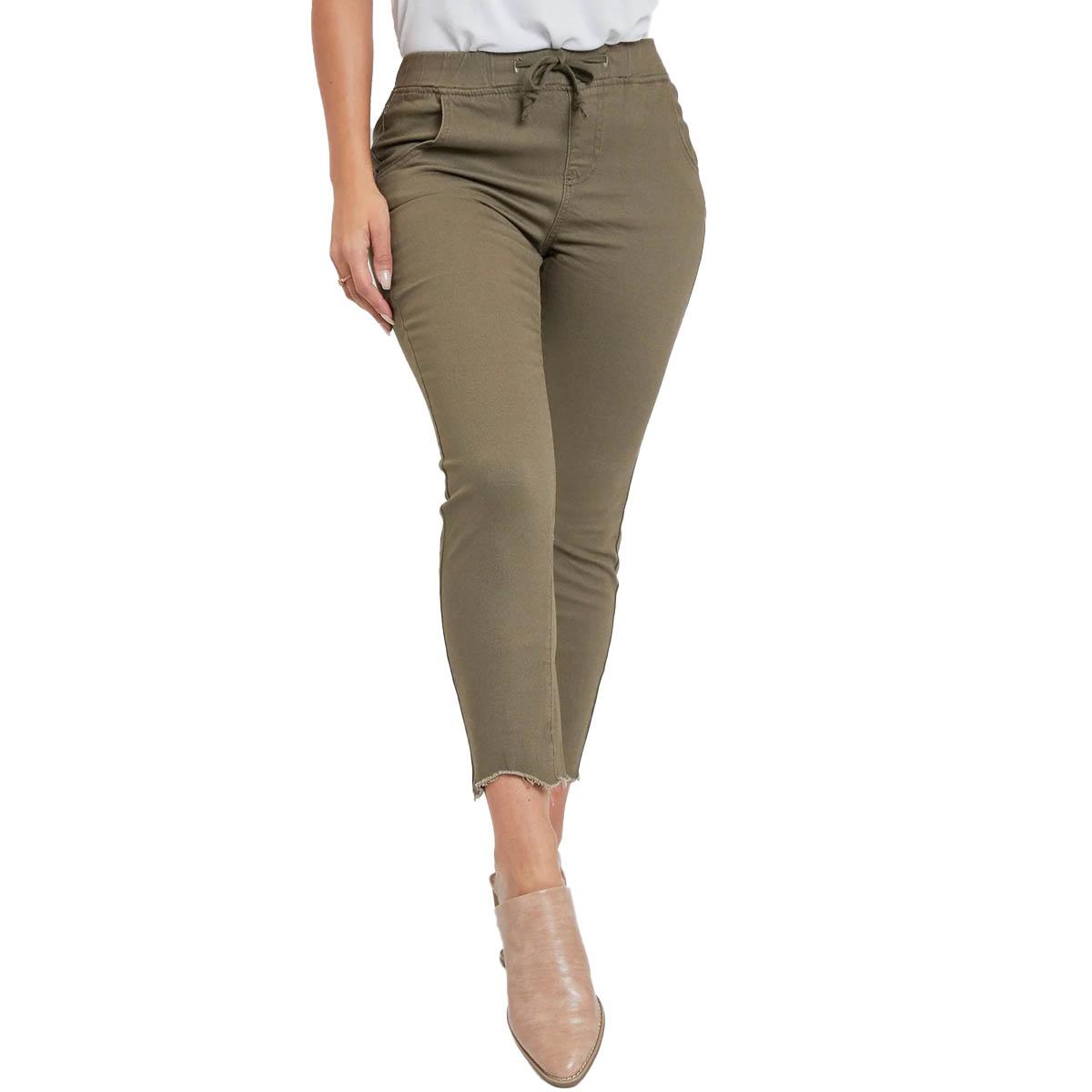 Petite Royalty(R) Pull On Joggers
