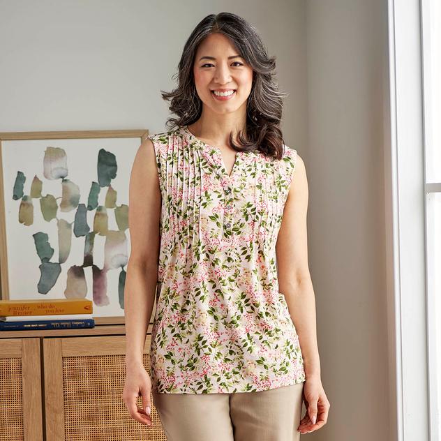 Plus Size Napa Valley Sleeveless Floral Pleat Henley Blouse