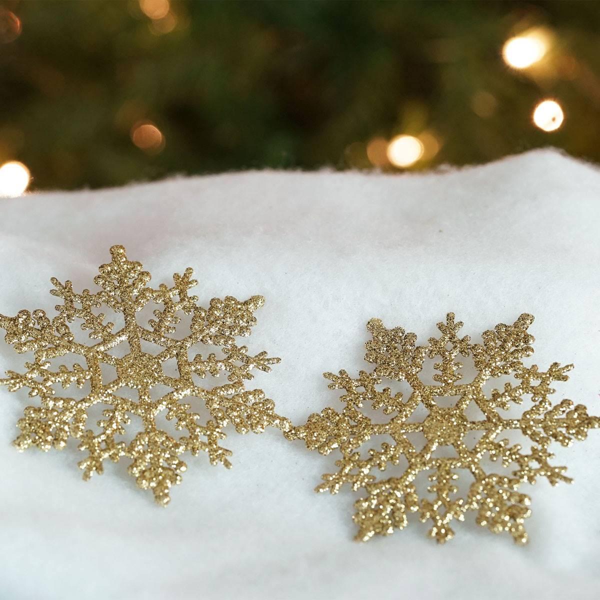 Northlight Seasonal 24pk. Gold Glitter Snowflake Ornaments