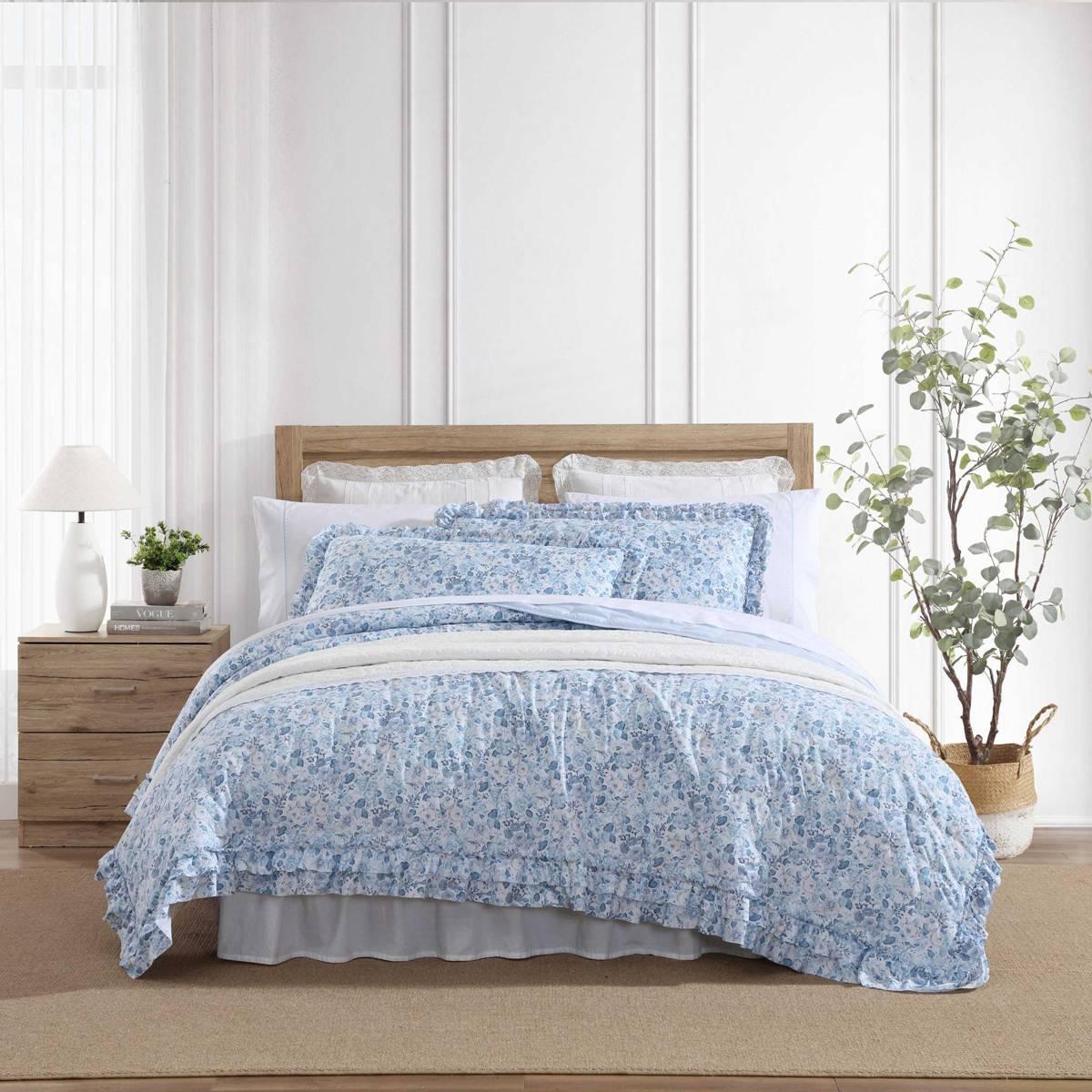 Laura Ashley Quartet Microfiber Quilt Set