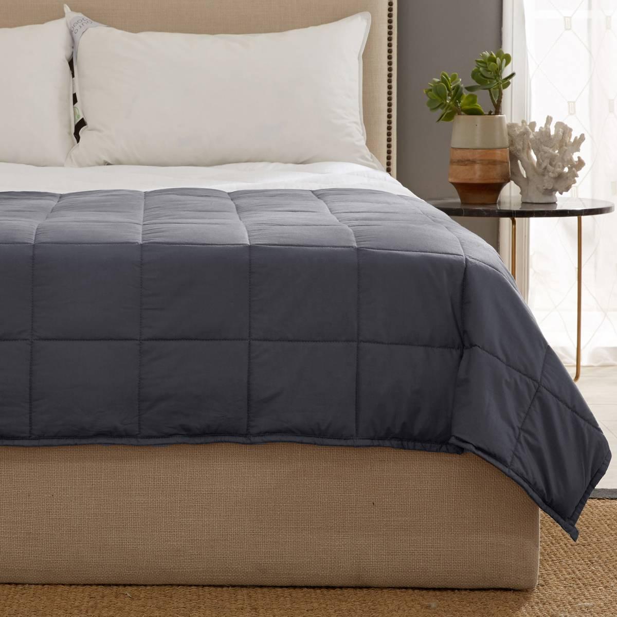 Kathy Ireland 15lbs. Weighted Blanket with Glass Beads
