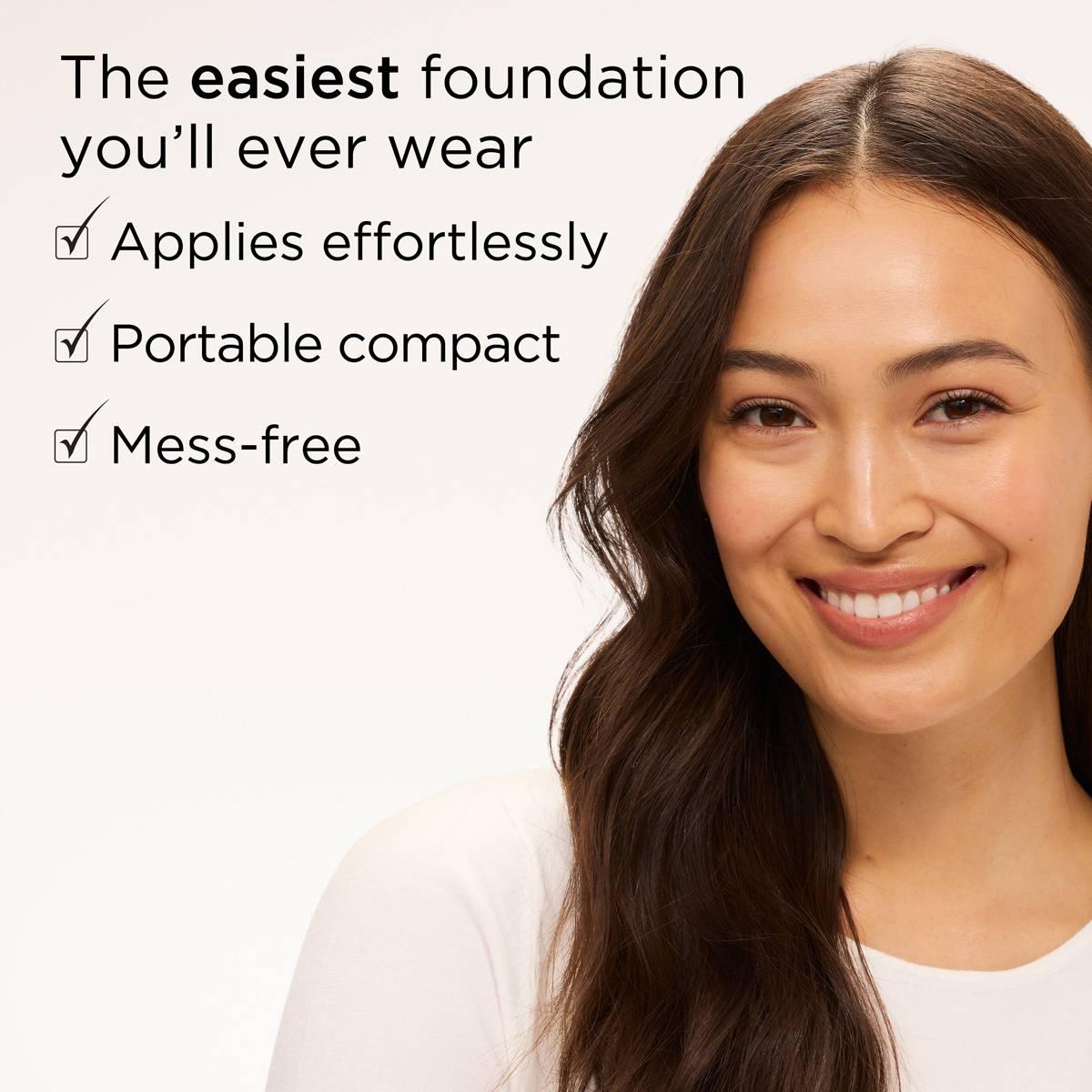 Elizabeth Arden Flawless Finish Sponge-On Cream Makeup