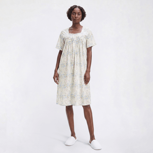 Womens Elegant Dreams Short Sleeve Floral Nightgown