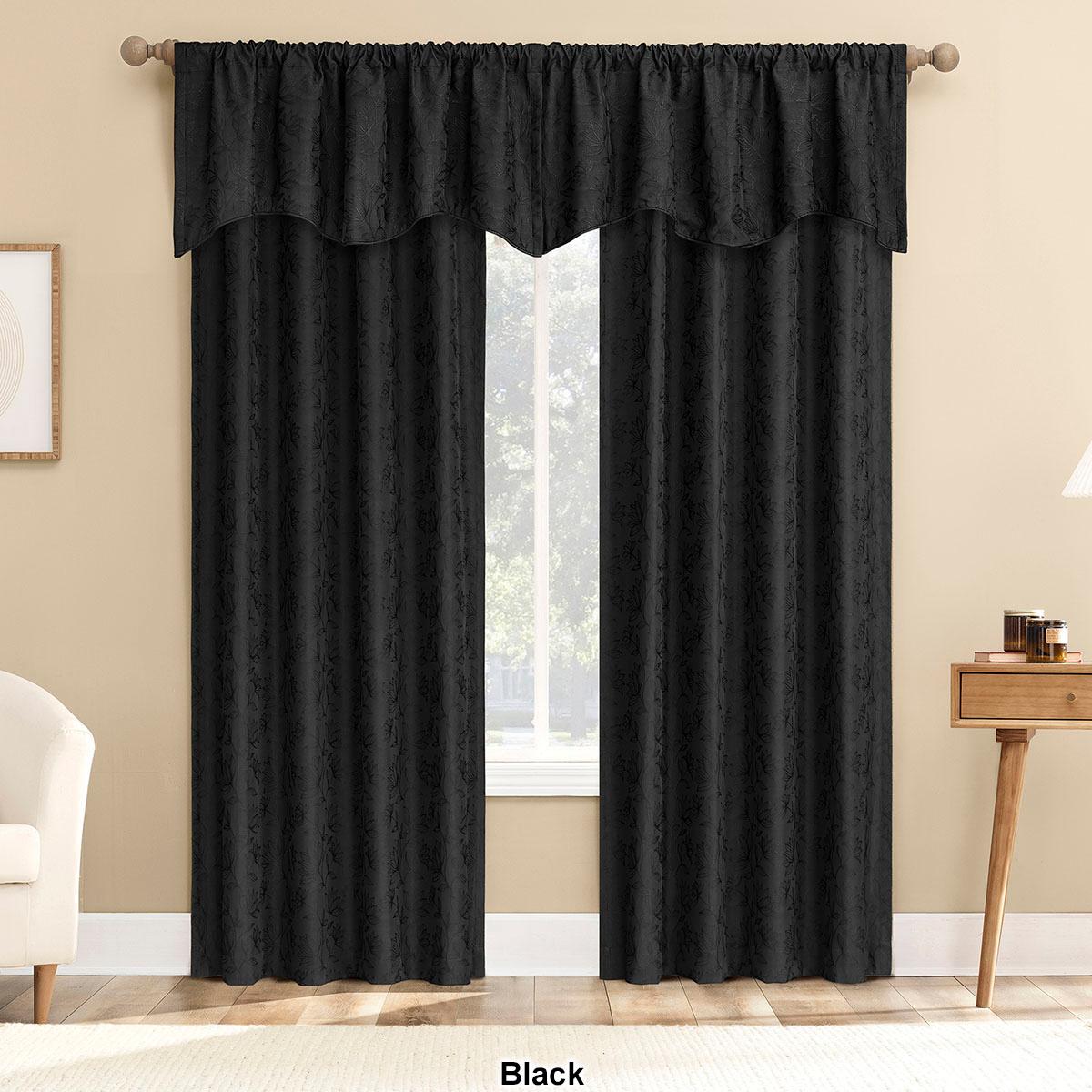 Sun Zero Belmont Total Blackout Rod Pocket Panel Curtain