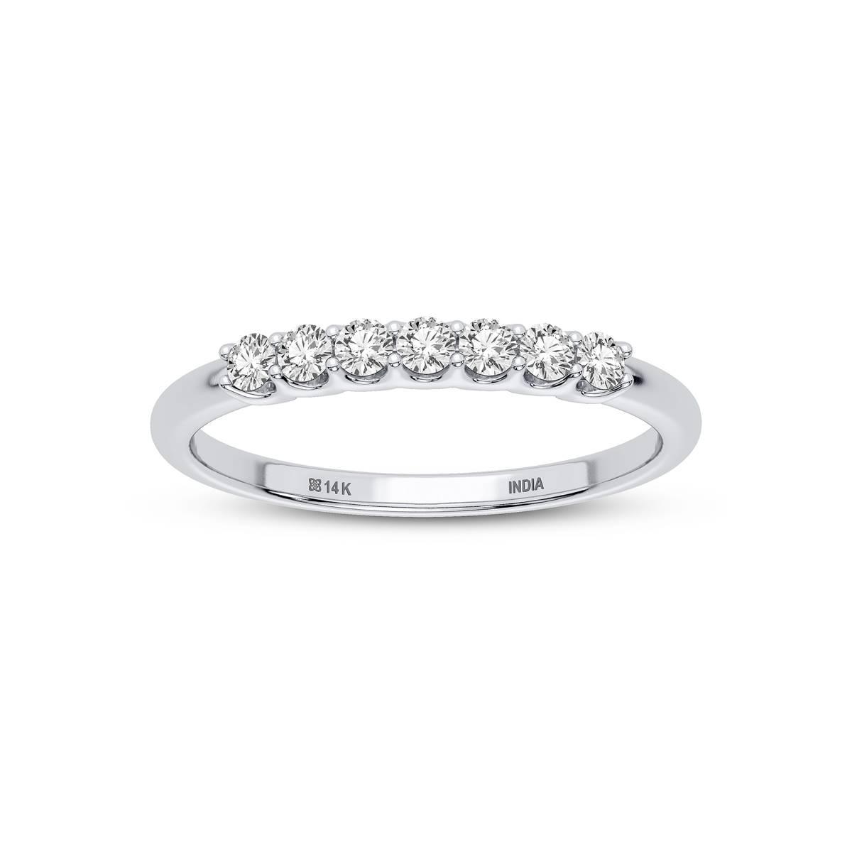 Nova Star(R) 1/4ctw. Lab Grown Diamond 7 Stone Band Ring