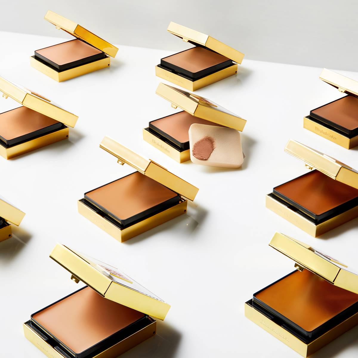 Elizabeth Arden Flawless Finish Sponge-On Cream Makeup