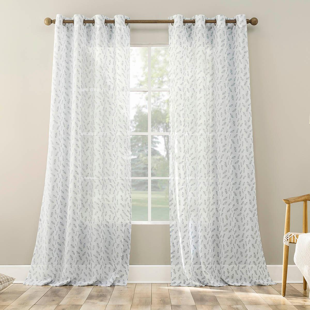 Hollis Floral Puff Panel Curtain