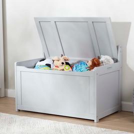 Melissa &amp; Doug® Wooden Toy Chest