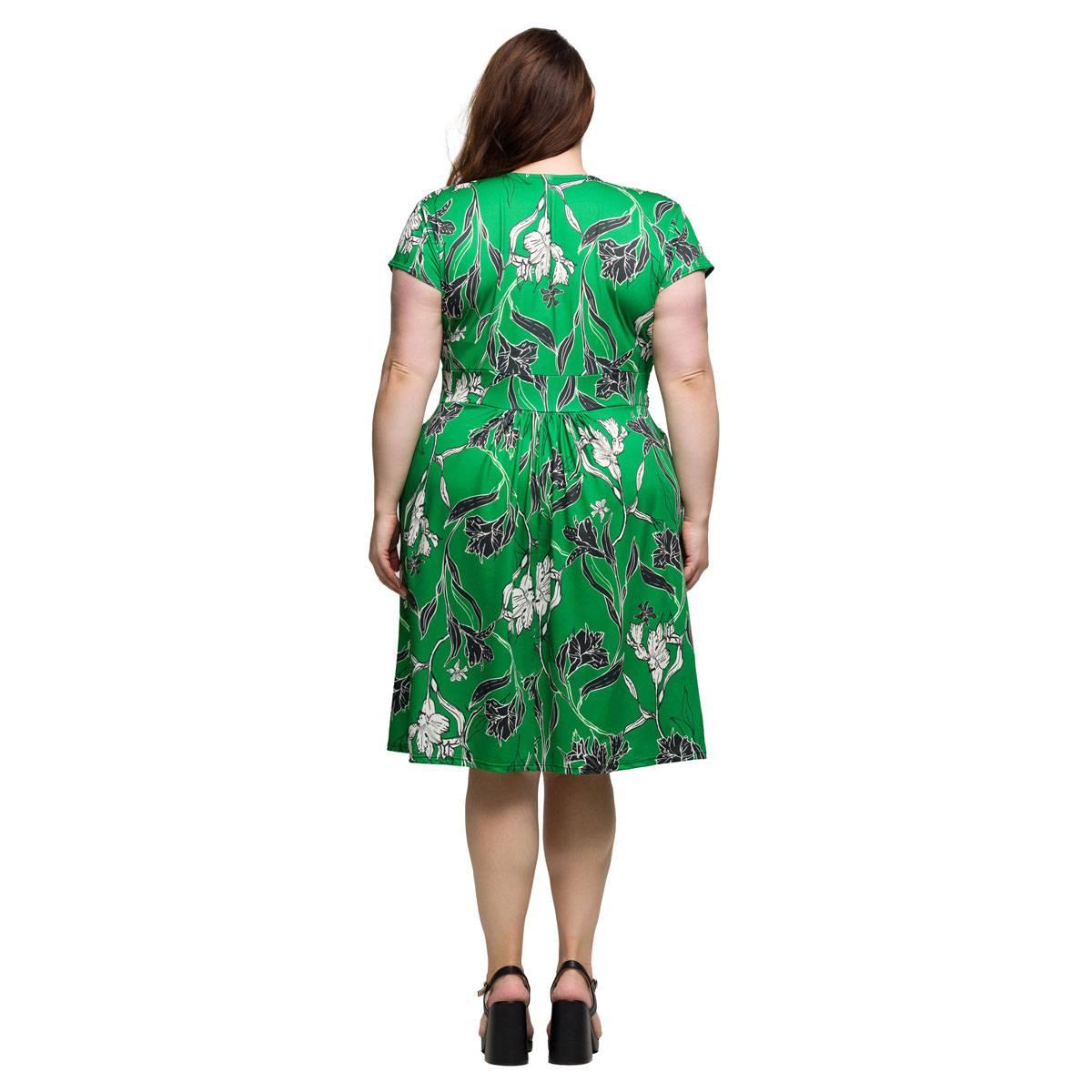 Plus Size 24/7 Comfort Apparel Green Floral Pocket Dress