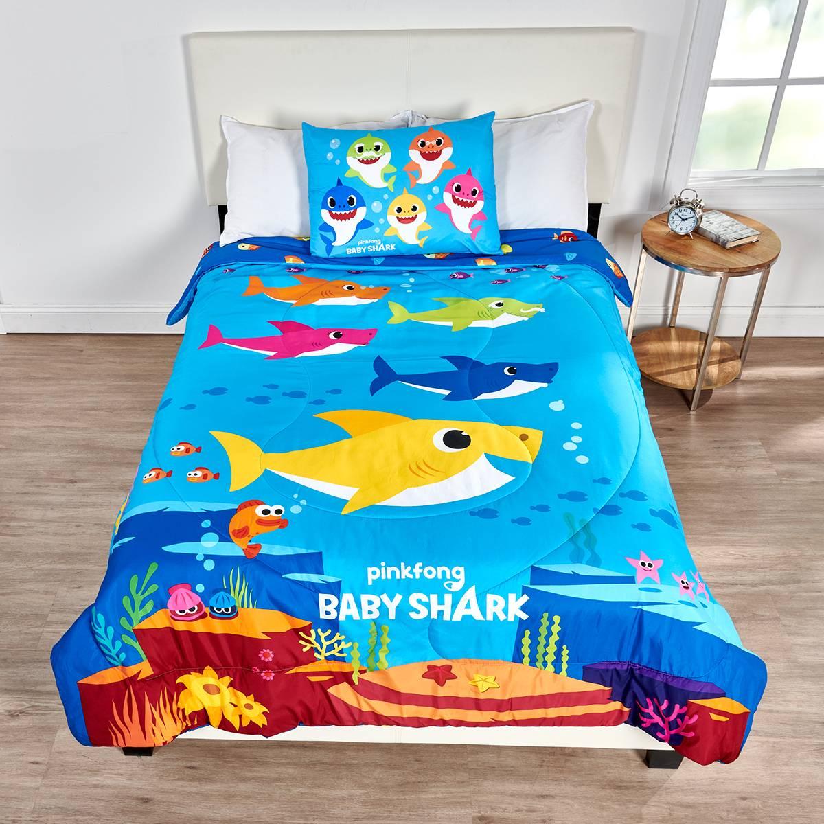Nickelodeon™ Baby Shark & Shark Family Reversible Comforter Set