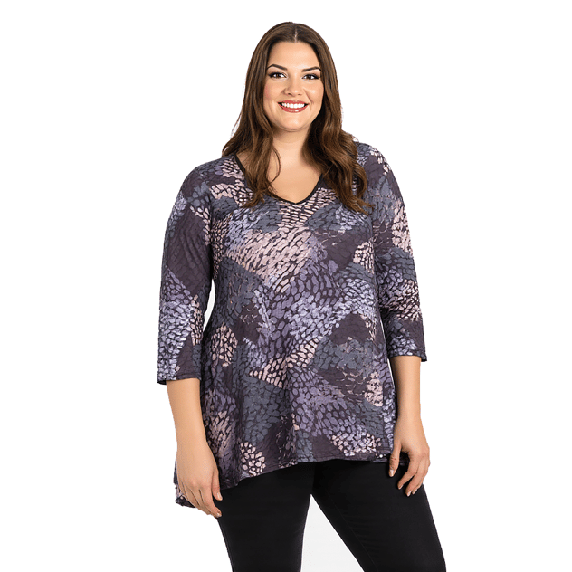 Plus Size 24/7 Comfort Apparel Grey Abstract V-Neck Tunic Blouse