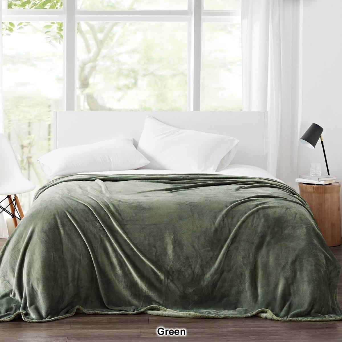 Cannon Solid Plush Blanket