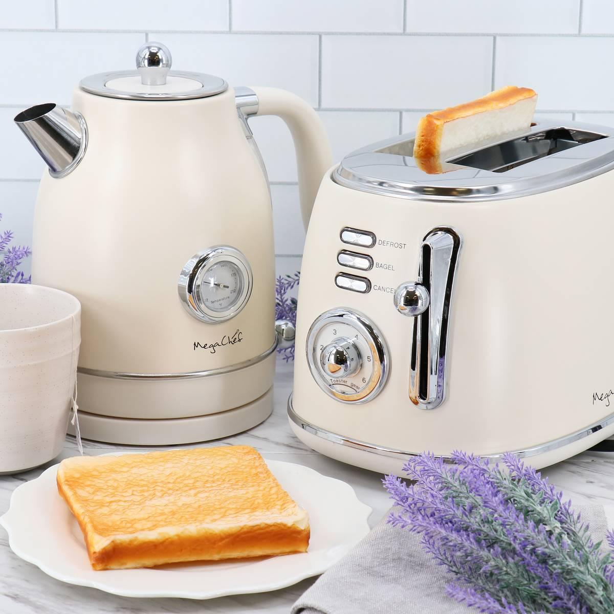 MegaChef Electric Tea Kettle & Toaster Combo