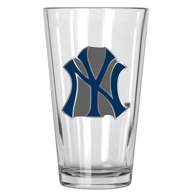 Yankees Metal Logo 16oz. Pint Glass