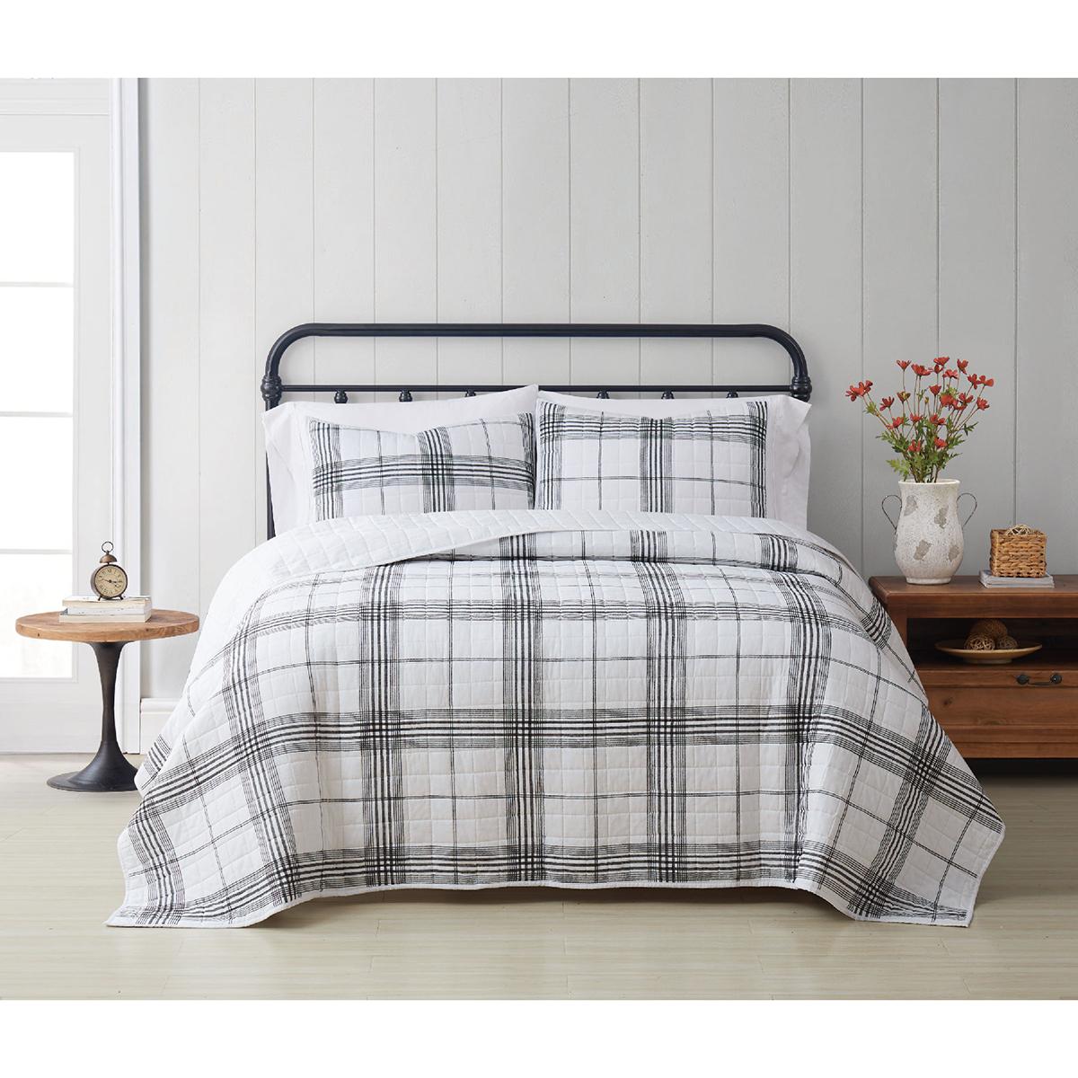 Cottage Classics Cottage Plaid Quilt Set