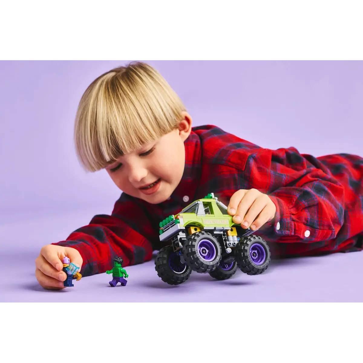 LEGO® Marvel the Hulk Truck vs. Thanos