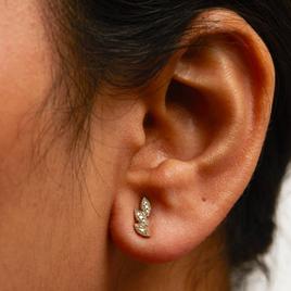 Haus of Brilliance 10kt. Gold 1/10ctw. Diamond Leaf Stud Earrings