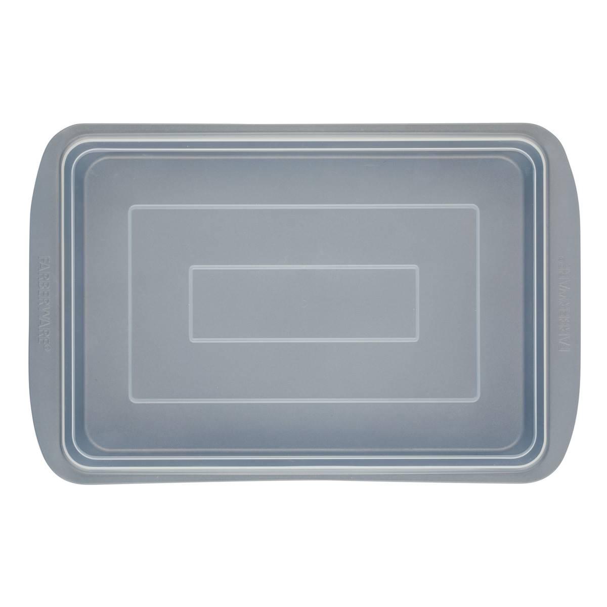 Farberware® SmartBrown Bakeware Nonstick Rectangular Cake Pan