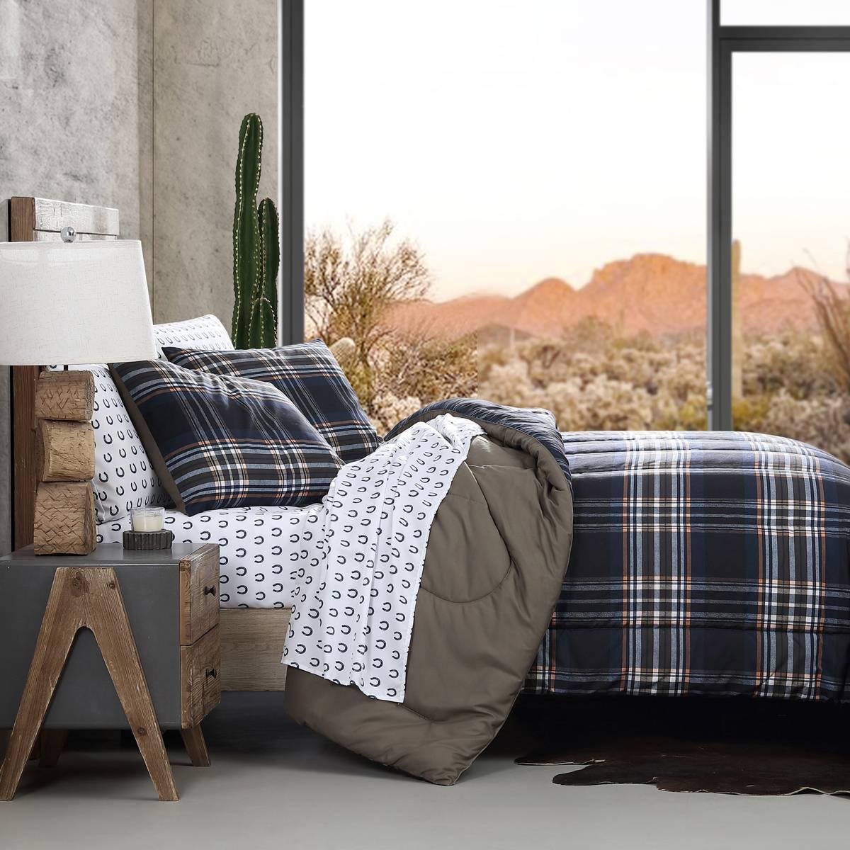 Wrangler City Flats Plaid Microfiber Reversible Comforter Set