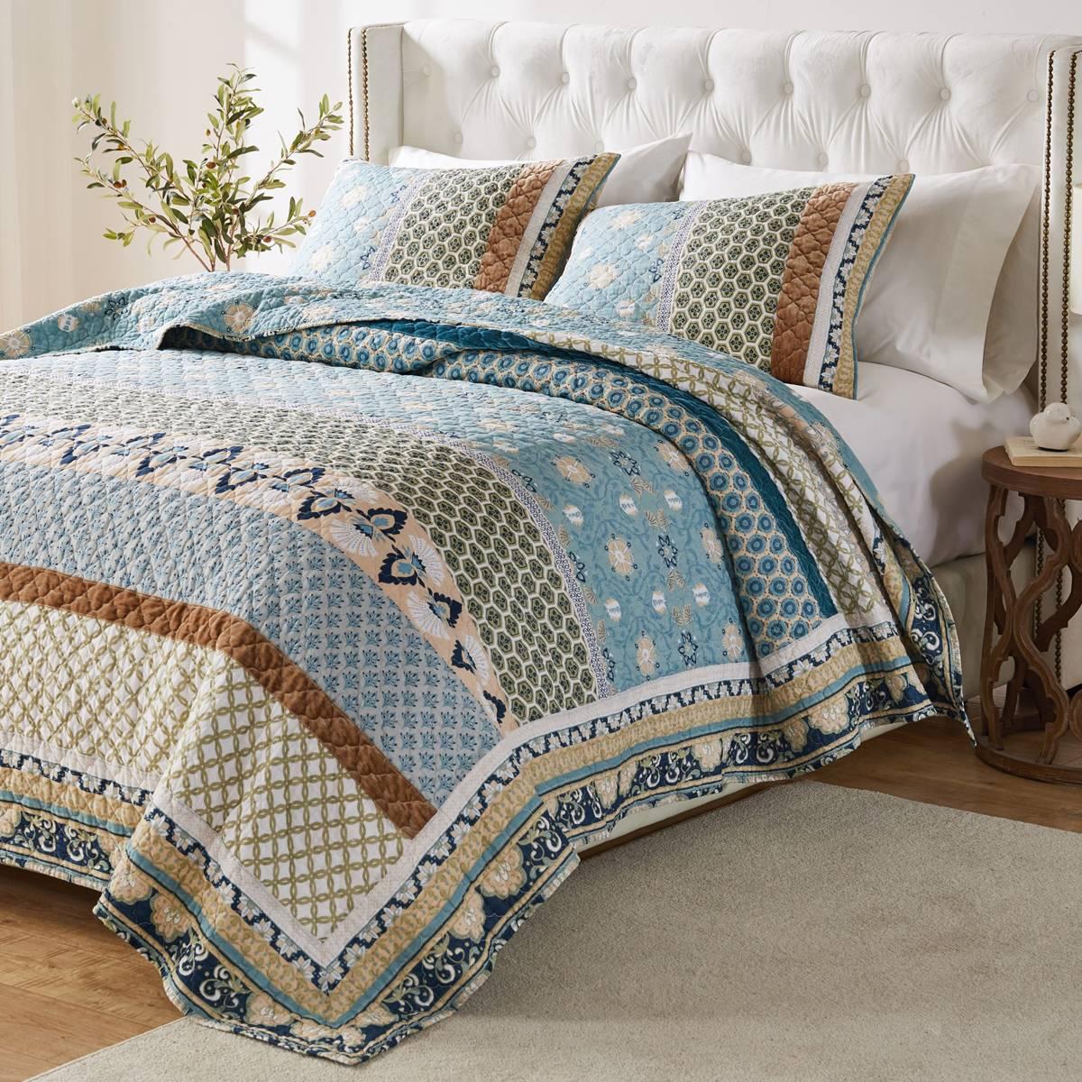 Greenland Home Fashions(tm) Thalia Velvet Reversible Quilt Set