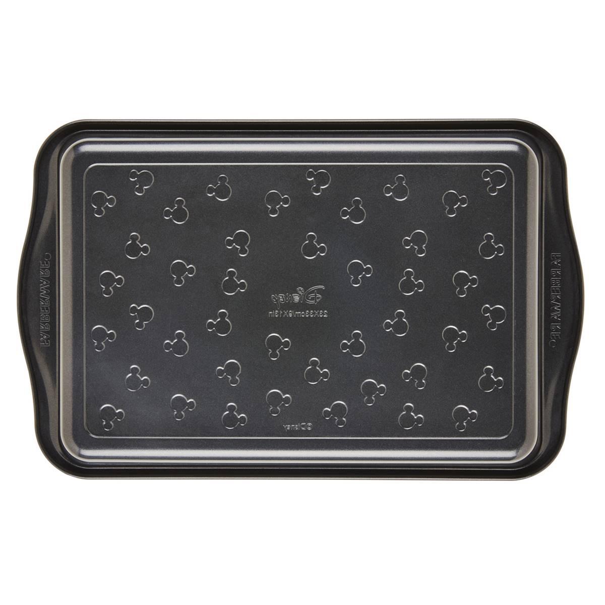 Farberware® Disney Bake w/ Mickey Nonstick 9x13 Cake Pan