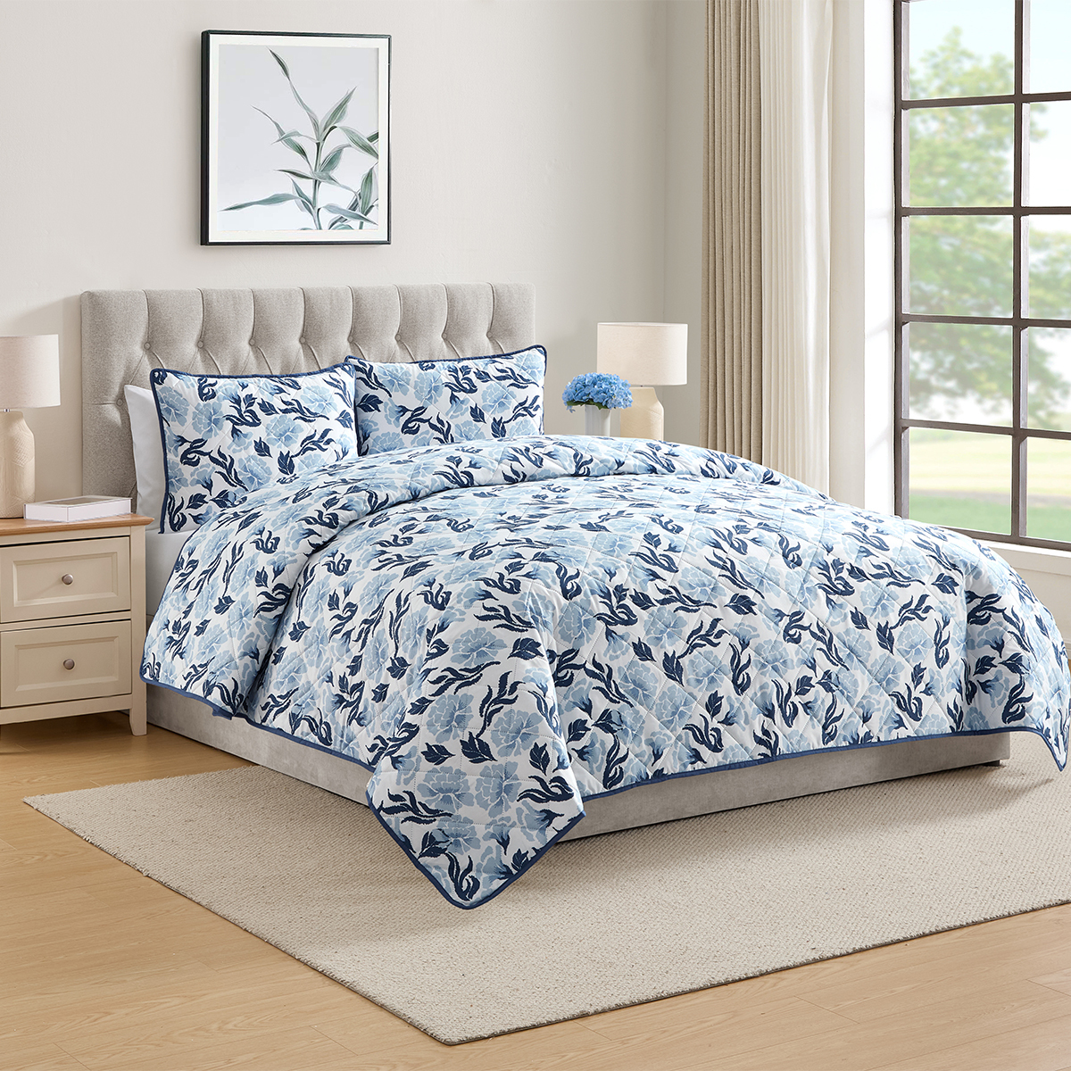 VCNY Home Whisper Blue 3pc. Floral Quilt Set