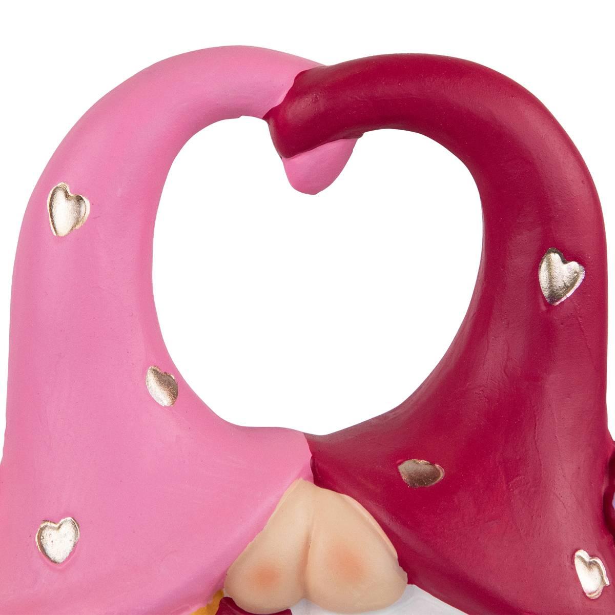 Northlight Seasonal Kissing Gnomes Valentine''s Day Décor
