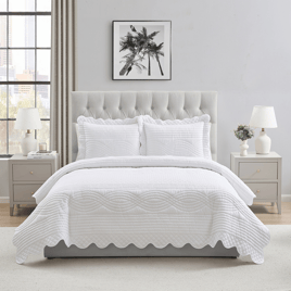 VCNY Home Scallop Microfiber Quilt Set, Twin